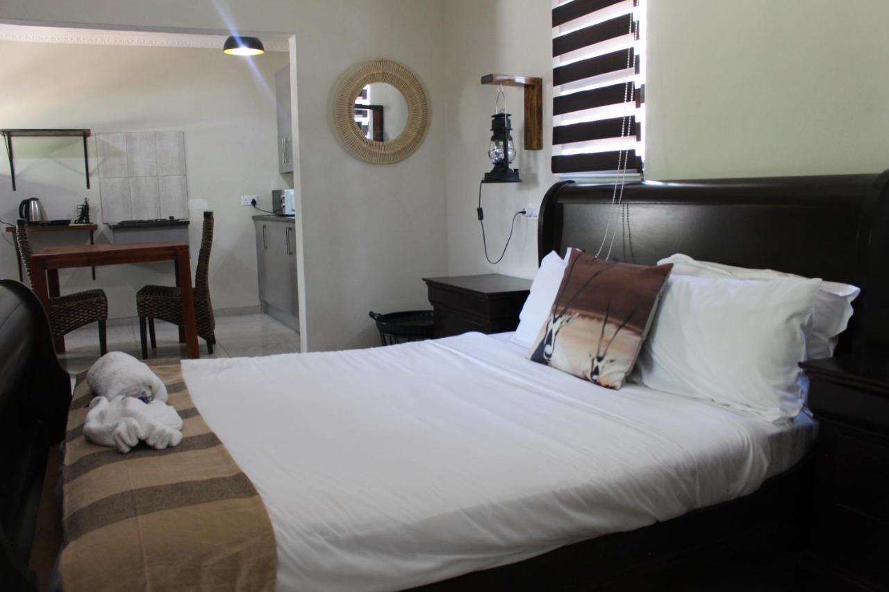Rivermews Hotel And Spa Maun Kültér fotó
